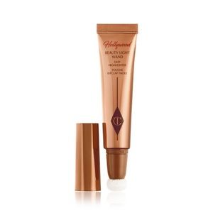 Charlotte Tilbury Highlight Wand - shade “Spotlight”.